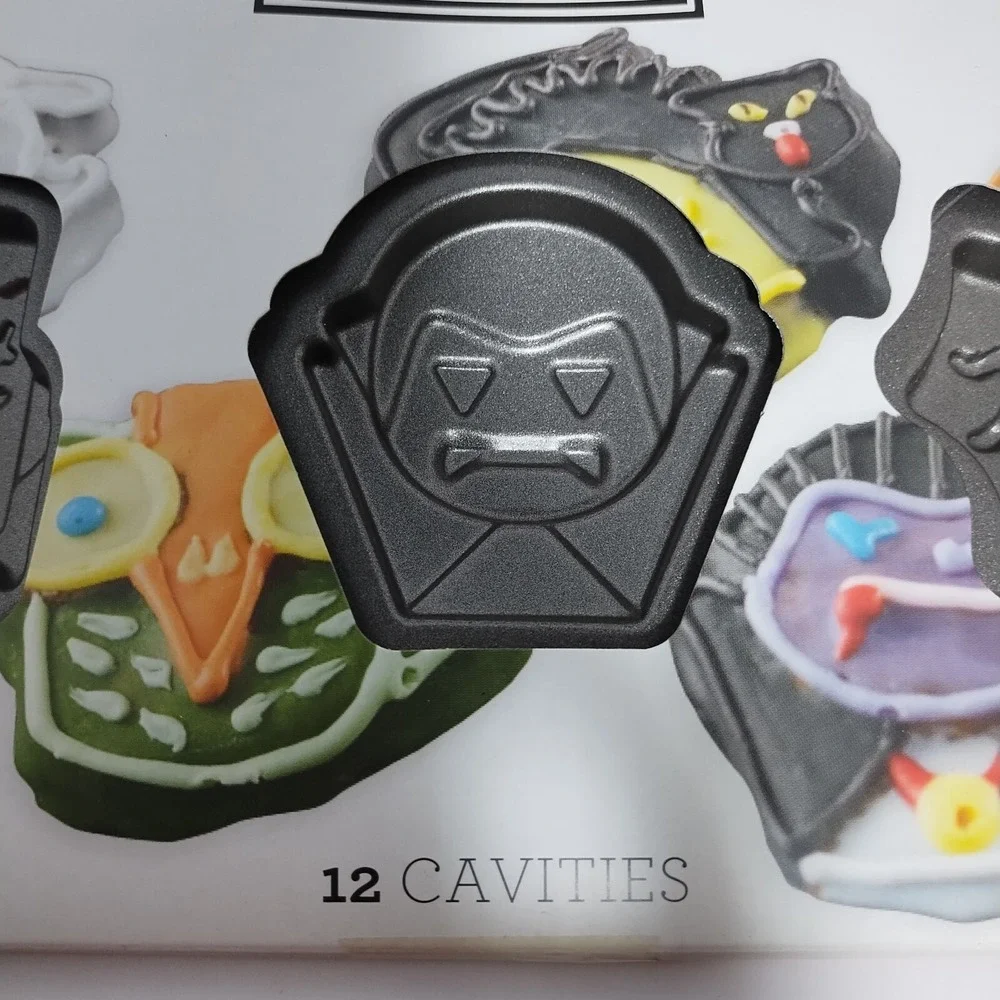 Set Of 2 Sweet Creations Halloween Cookie Shapes Pan 12 Cavities‎ Non-stick